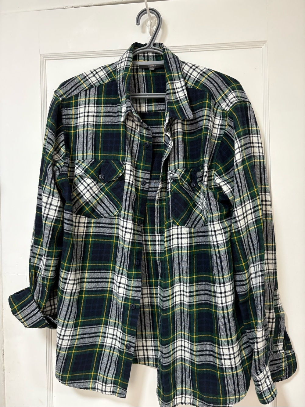 Casual Green Plaid Button-Down Shirt
